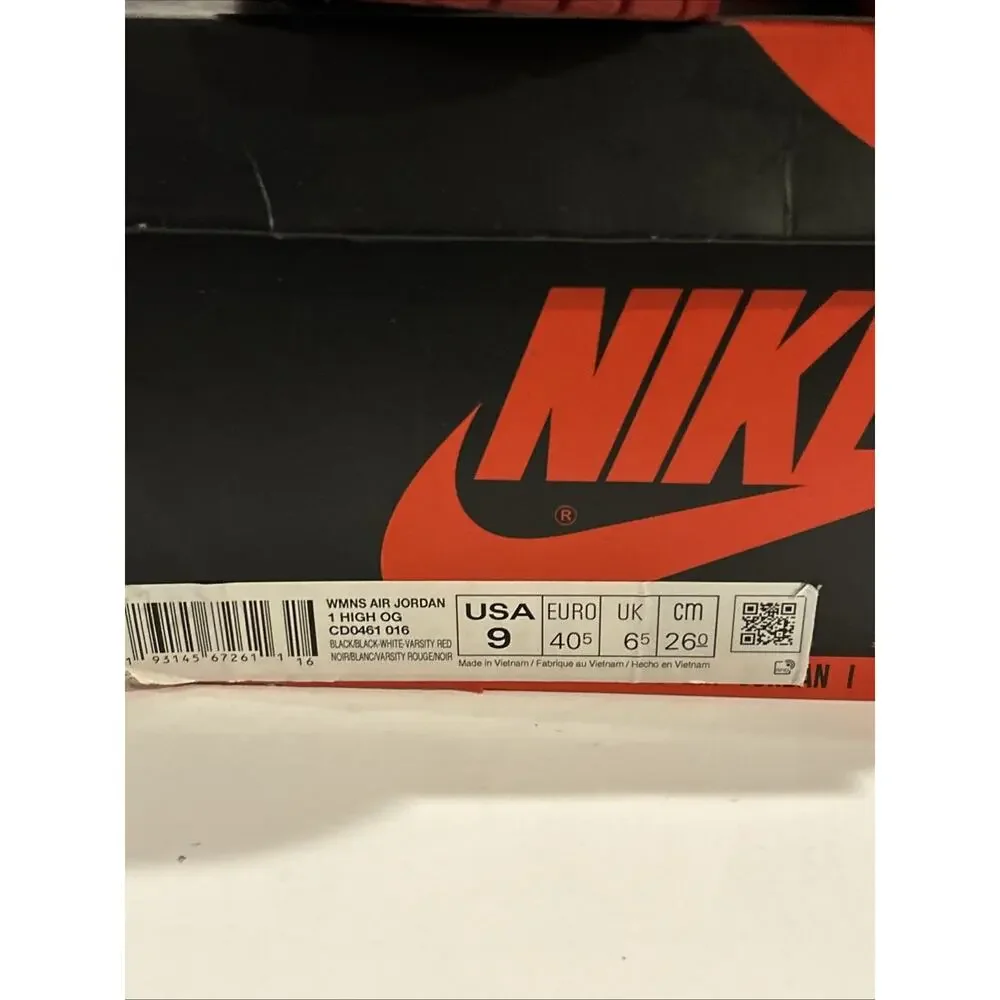 Air Jordan 1 Retro High OG Black Toe Size 9W 2016 Excellent Condition W OG BOX